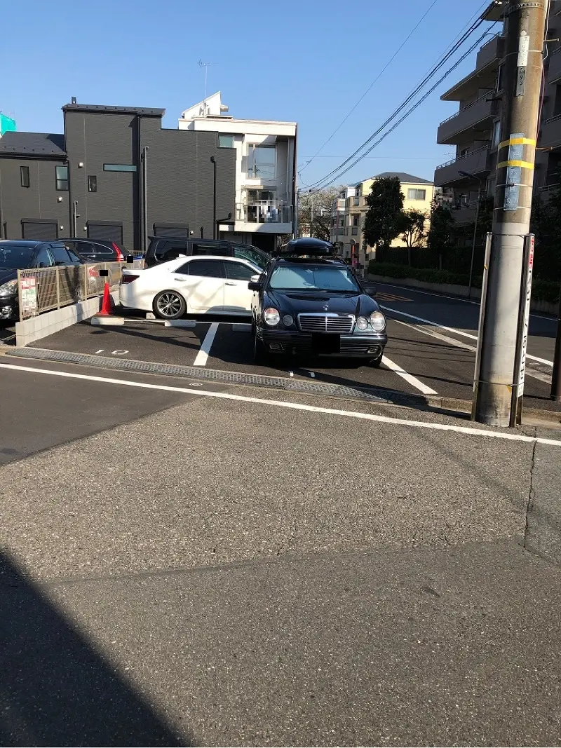 練馬区桜台６丁目　月極駐車場